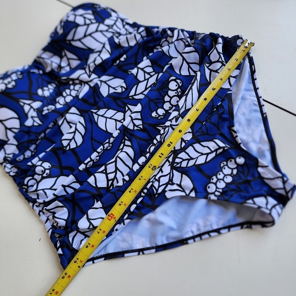 NWOT $60 Noon 1 Piece Swim Bathing Suit White Floral Strapless Sz 18 - Picture 6 of 14